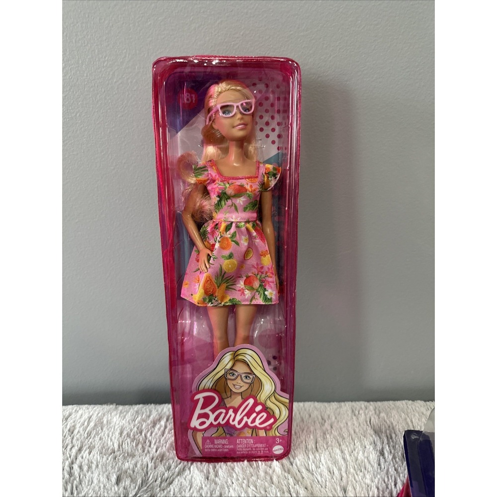 2021 Fashionista Barbie Blonde‎ Glasses Doll #181 HBV15 NRFB